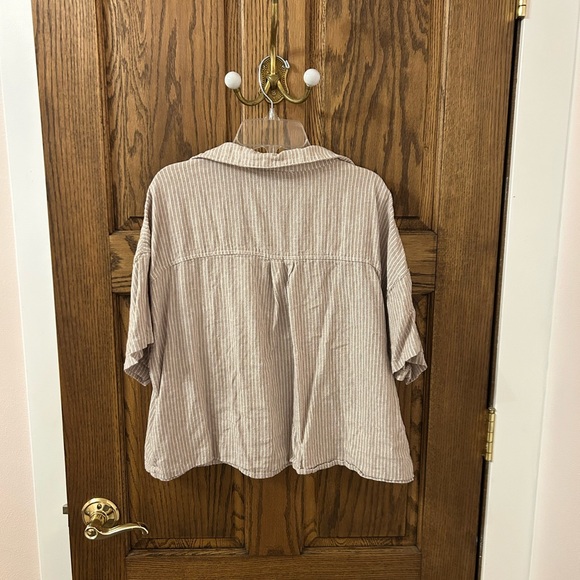 Laundry By Shelli Segal Beige Striped Casual Button Down Shirt Medium - Picture 7 of 9